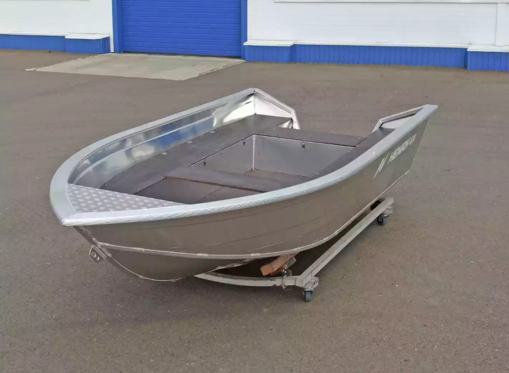 Алюминиевая лодка  Неман-420 в Шахтах