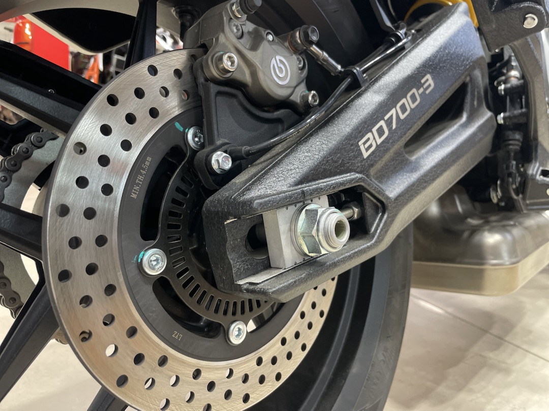 Мотоцикл Benda LFS 700 в Шахтах