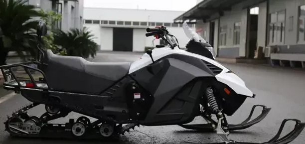 Снегоход ULAR 220 в Шахтах