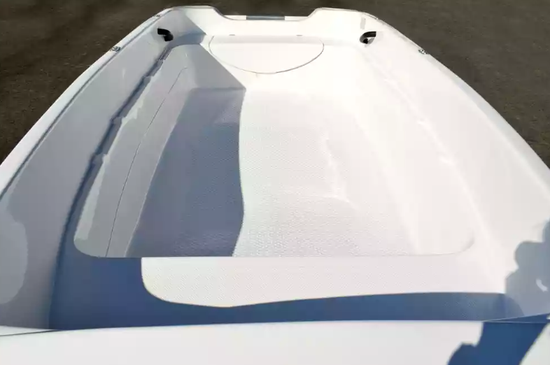 Стеклопластиковая лодка Пингвин (тримаран) в Шахтах