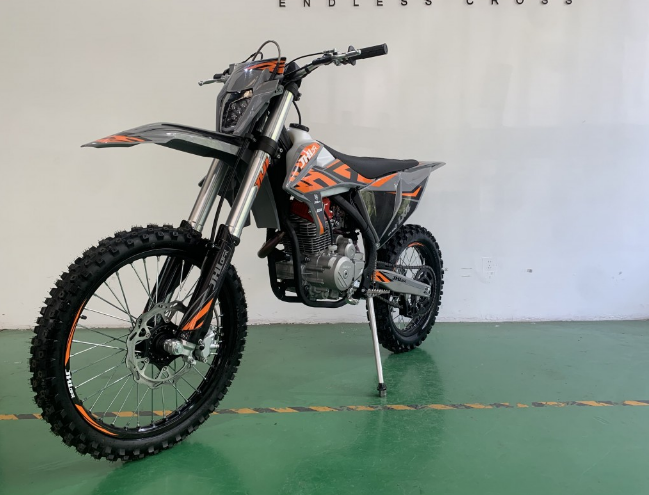 Мотоцикл JHLMOTO JHL LX4 CB300RL (175FMN) в Шахтах
