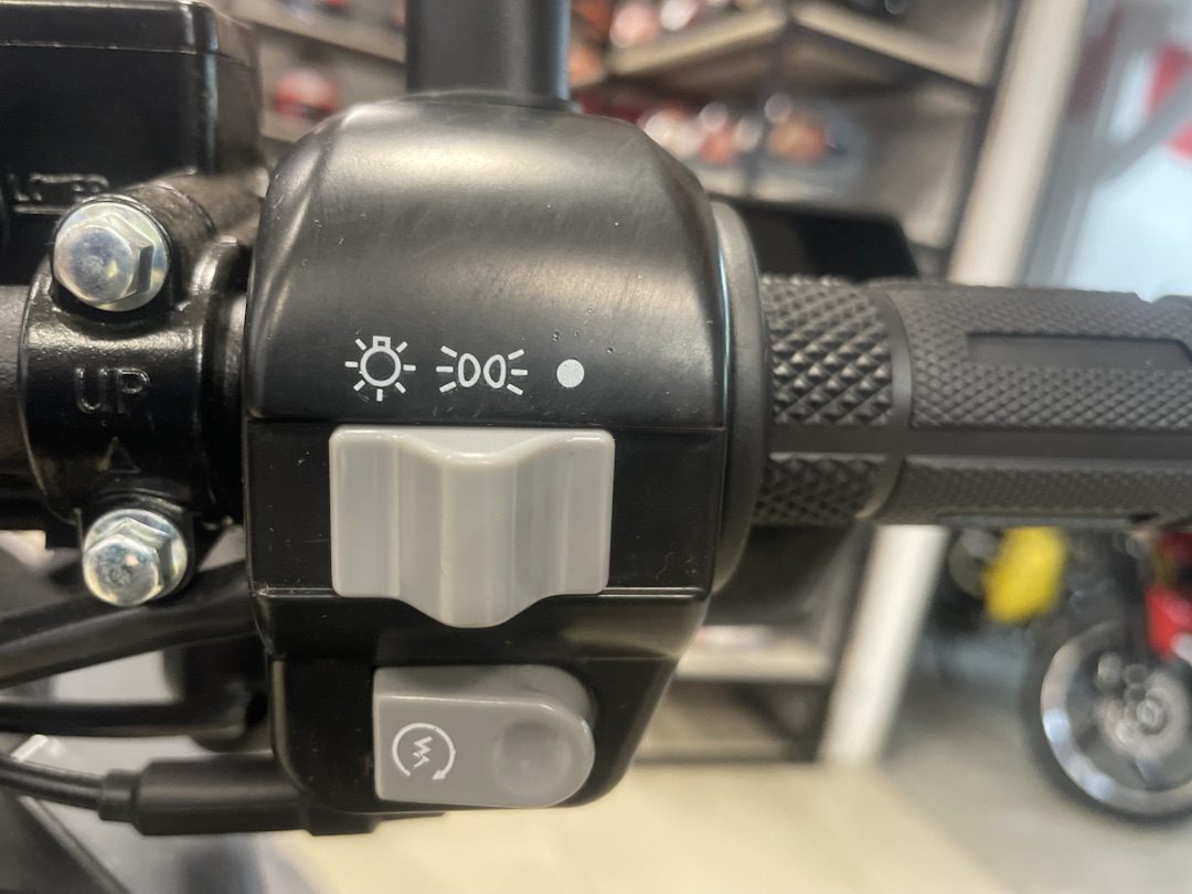 Скутер PROMAX STALKER ARMY 240(49) в Шахтах