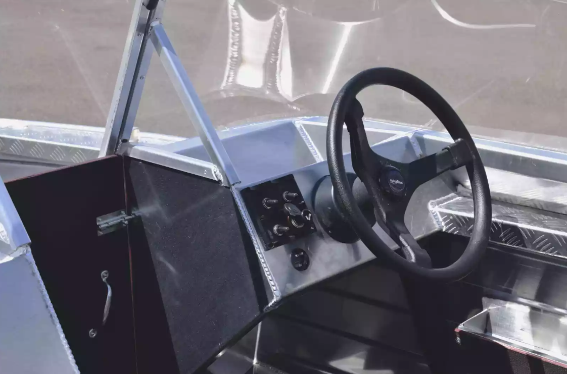 Алюминиевая лодка Wyatboat-390 DCM в Шахтах