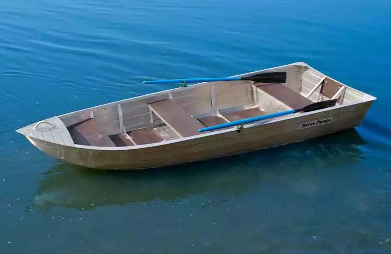 Алюминиевая лодка Вятка-Профи 37 в Шахтах