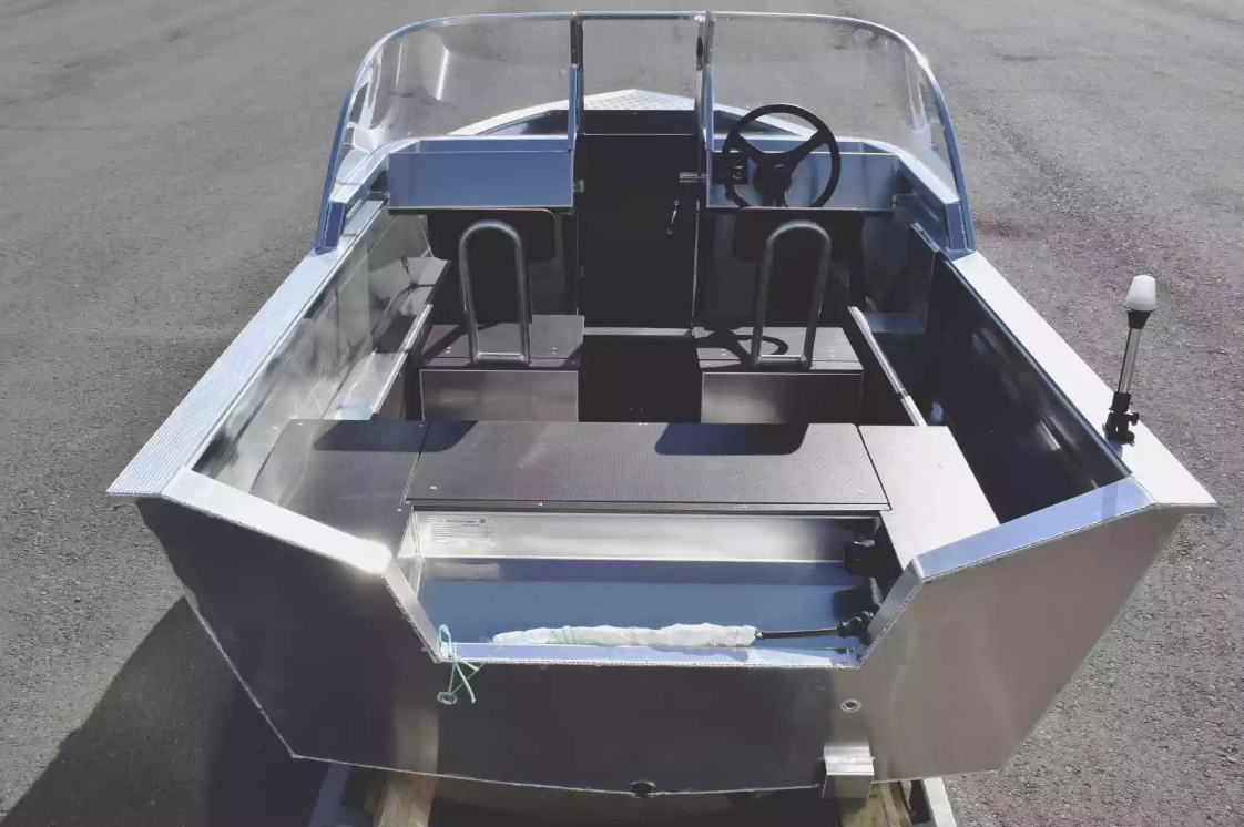 Алюминиевая лодка  Неман-400 DCM в Шахтах