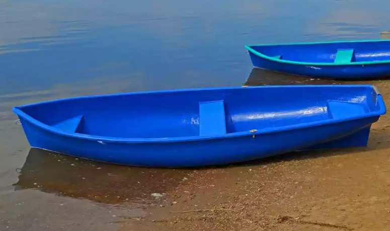 Стеклопластиковая лодка Омуль в Шахтах