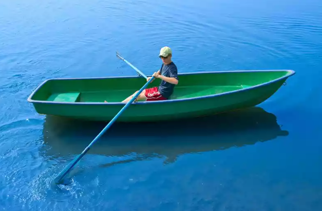 Стеклопластиковая Лодка Голавль в Шахтах