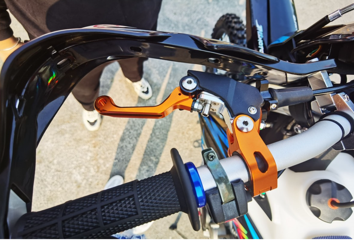 Мотоцикл JHLMOTO JHL Z3 CB250 (172FMM-3A) в Шахтах