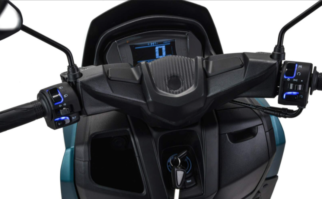 Скутер MOTOLAND (МОТОЛЕНД) VULKAN 150 в Шахтах