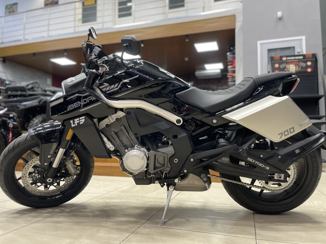 Мотоцикл Benda LFS 700 в Шахтах