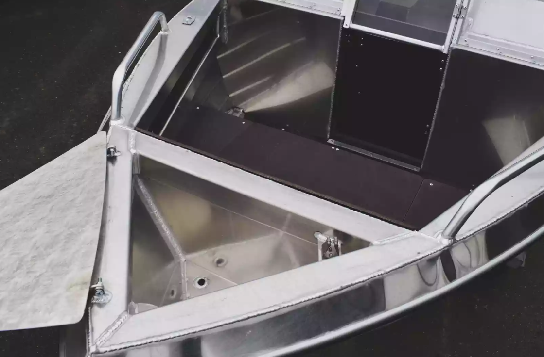 Алюминиевая лодка  Neman-400 DC в Шахтах