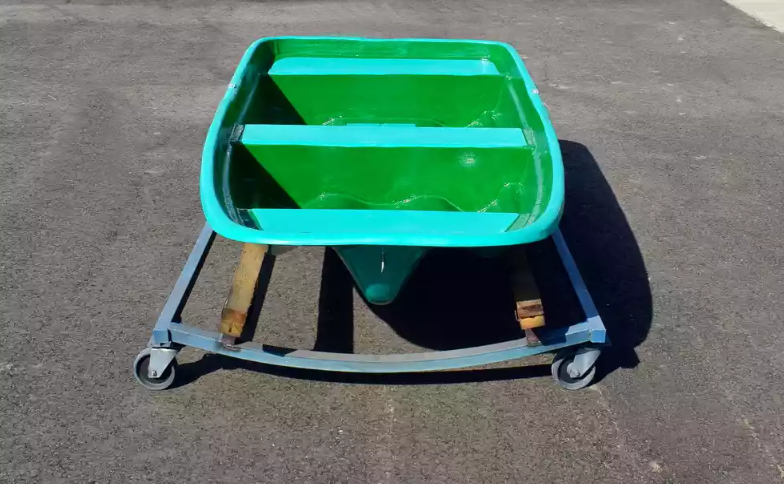 Стеклопластиковая лодка Старт (тримаран) в Шахтах