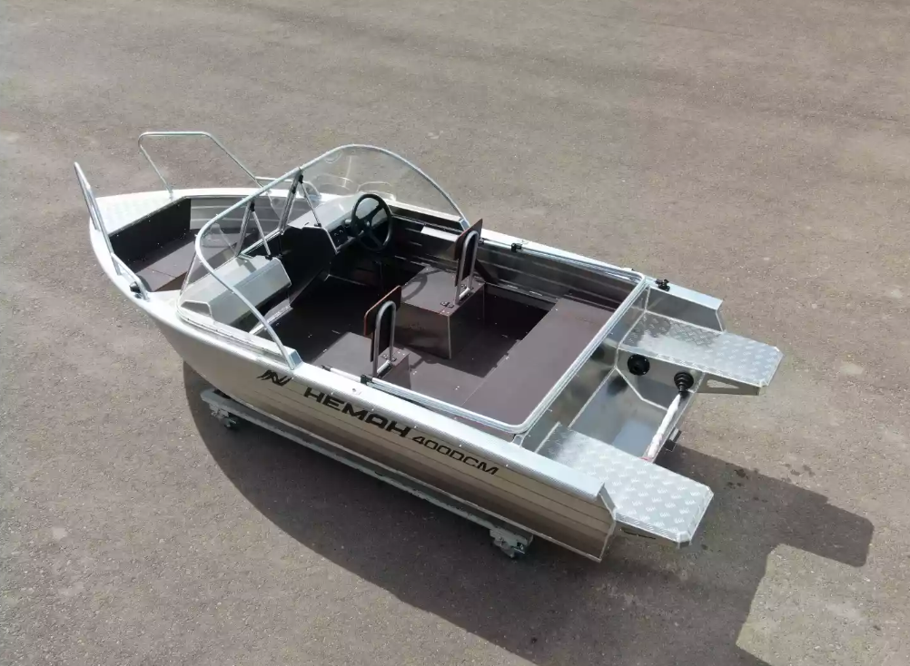Алюминиевая лодка  Неман-400 DCM NEW в Шахтах