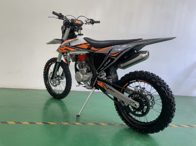Мотоцикл JHLMOTO JHL LX4 CB300RL (175FMN) в Шахтах