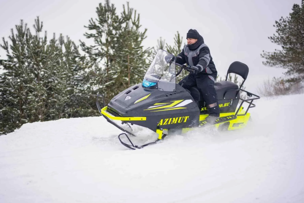 Миниснегоход Бурлак Азимут 24 л.с. , эл.запуск, реверс, тормоз гидравл, капот черный в Шахтах