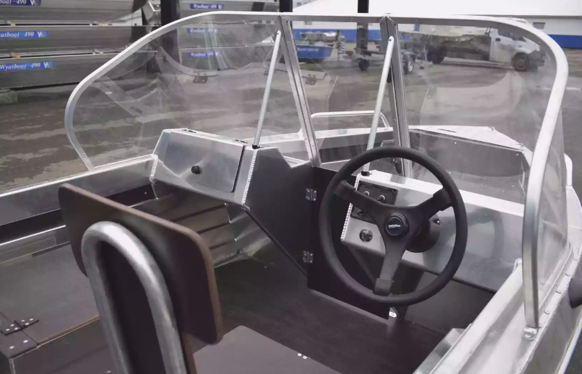 Алюминиевая лодка  Neman-400 DC в Шахтах