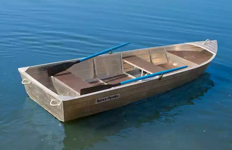 Алюминиевая лодка Вятка-Профи 32 в Шахтах