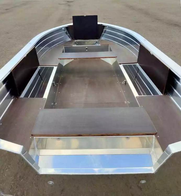 Алюминиевая лодка Неман-400 в Шахтах