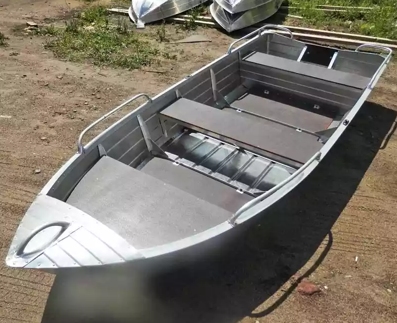 Алюминиевая лодка Вятка-Профи 37 в Шахтах