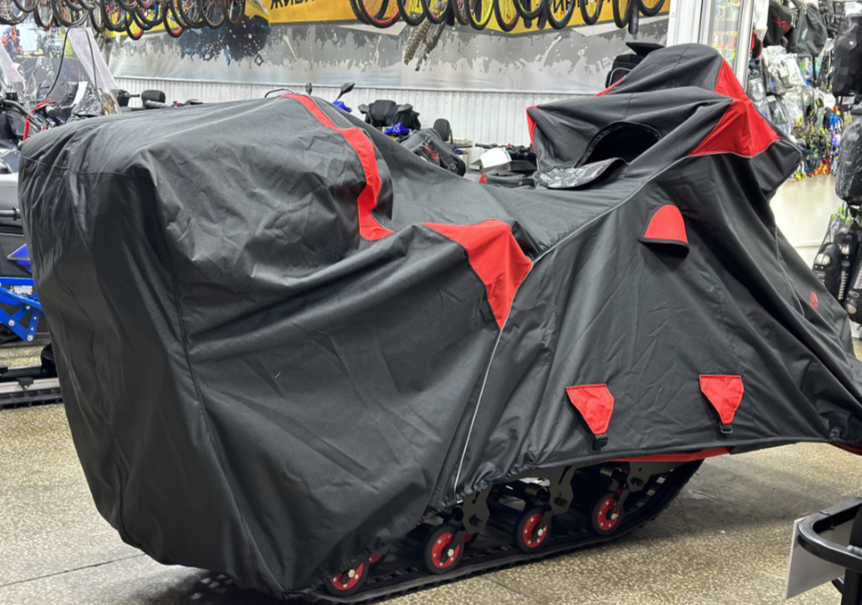 Чехол транспорт. снегохода IKUDZO HUNTER черно-красный Оксфорд ПРЕМИУМ качества с лого IKUDZO в Шахтах