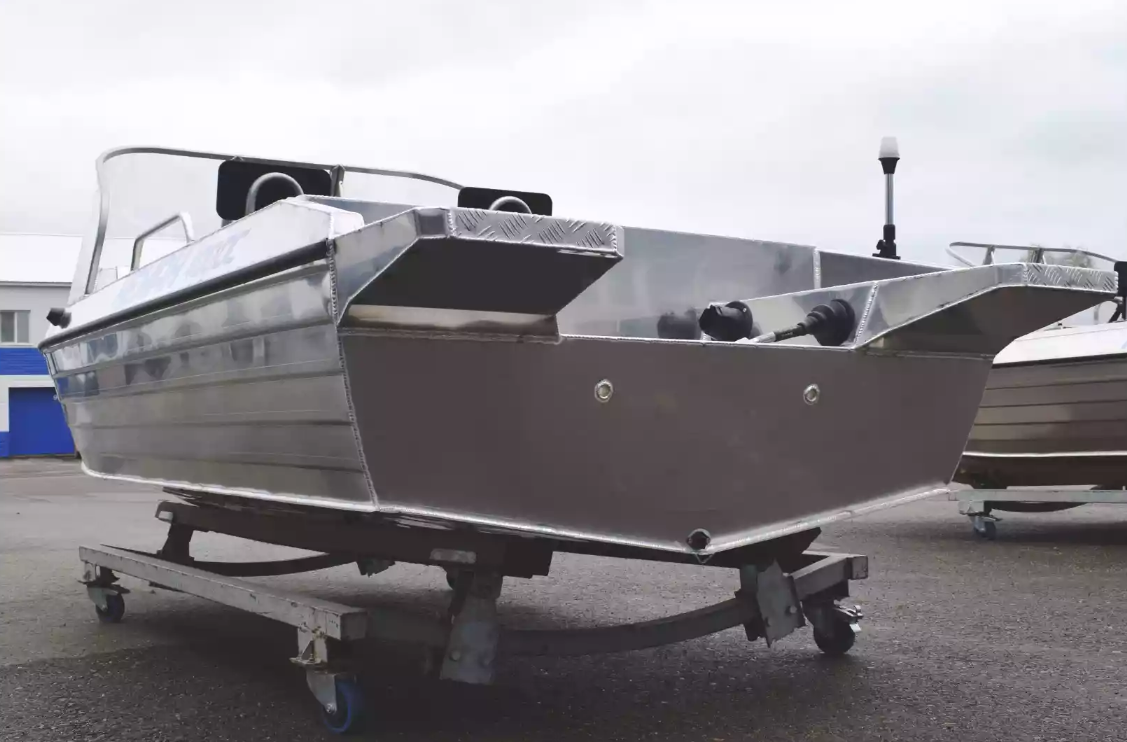 Алюминиевая лодка  Neman-400 DC в Шахтах