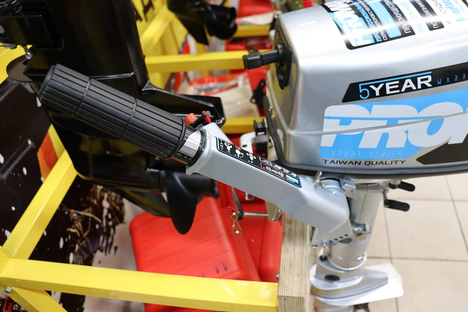 Лодочный мотор PROMAX SP5FHS (внешний бак 12 л) в Шахтах