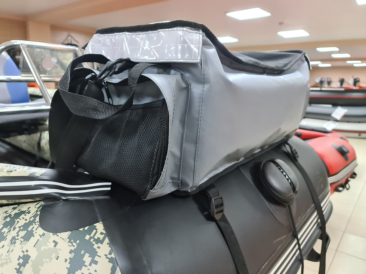 СУМКА ЛЮКС НА БАЛЛОН ДЛЯ ЛОДОК ПВХ 50Х25Х25 СМ в Шахтах