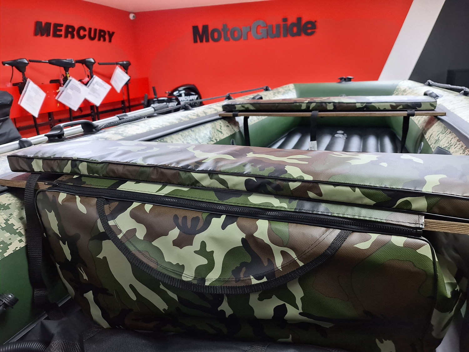 КОМПЛЕКТ МЯГКИХ НАКЛАДОК С СУМКОЙ ДЛЯ ЛОДОК 105Х20 КАМУФЛЯЖ в Шахтах