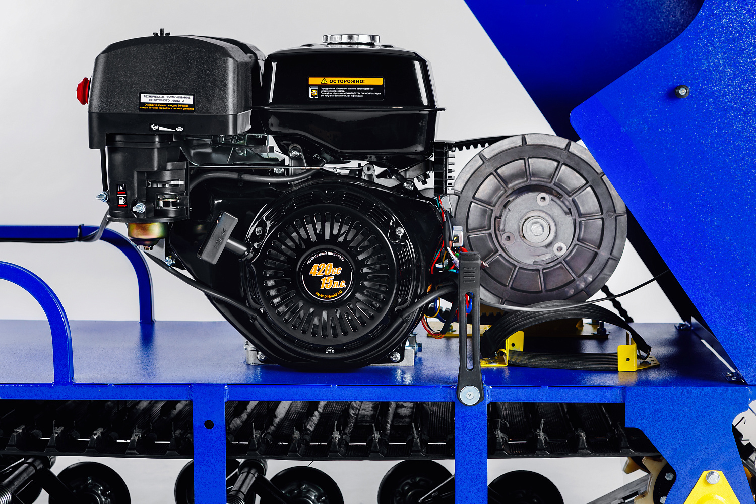 Мотобуксировщик SNOW DOG 17 с эл. запуском (DINKING) в Шахтах