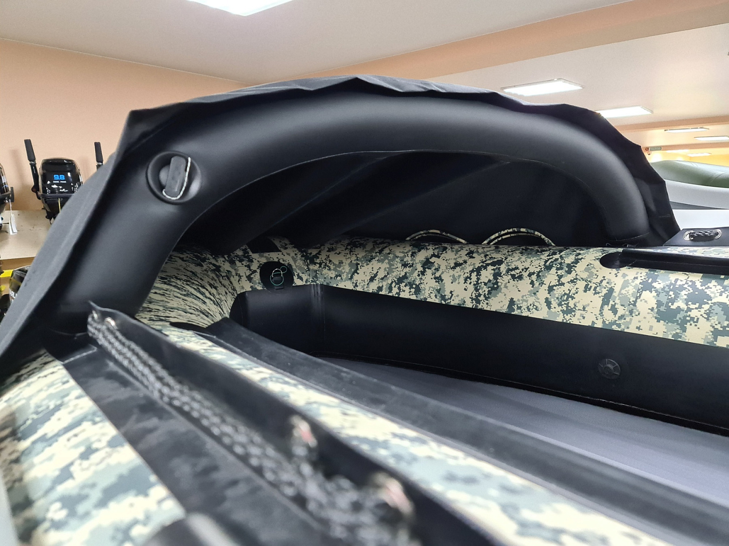 КОМПЛЕКТ НОСОВОГО ТЕНТА К ЛОДКЕ SMARINE AIR MAX 330 ЧЕРНЫЙ в Шахтах