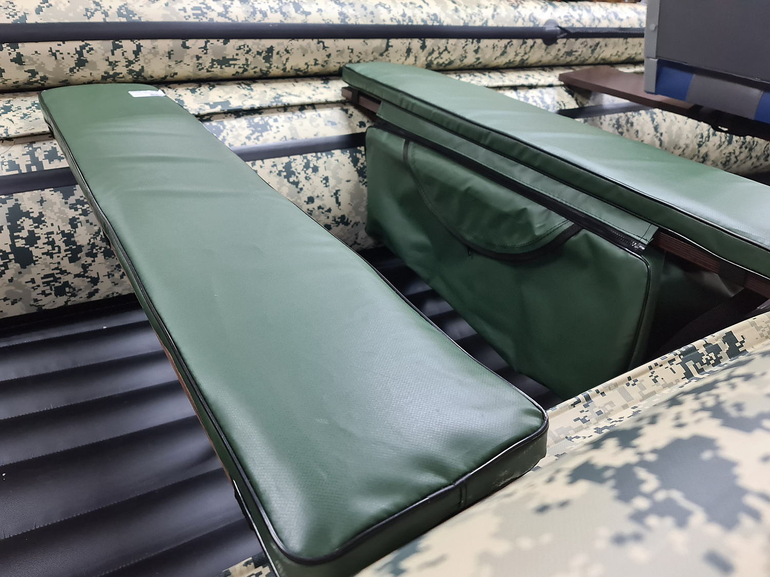 КОМПЛЕКТ МЯГКИХ НАКЛАДОК С СУМКОЙ ДЛЯ ЛОДОК 110Х20 ЗЕЛЕНЫЙ в Шахтах